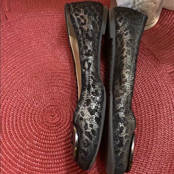 TORY BURCH SANDALS 🥰🥰 - Picture 4 of 10